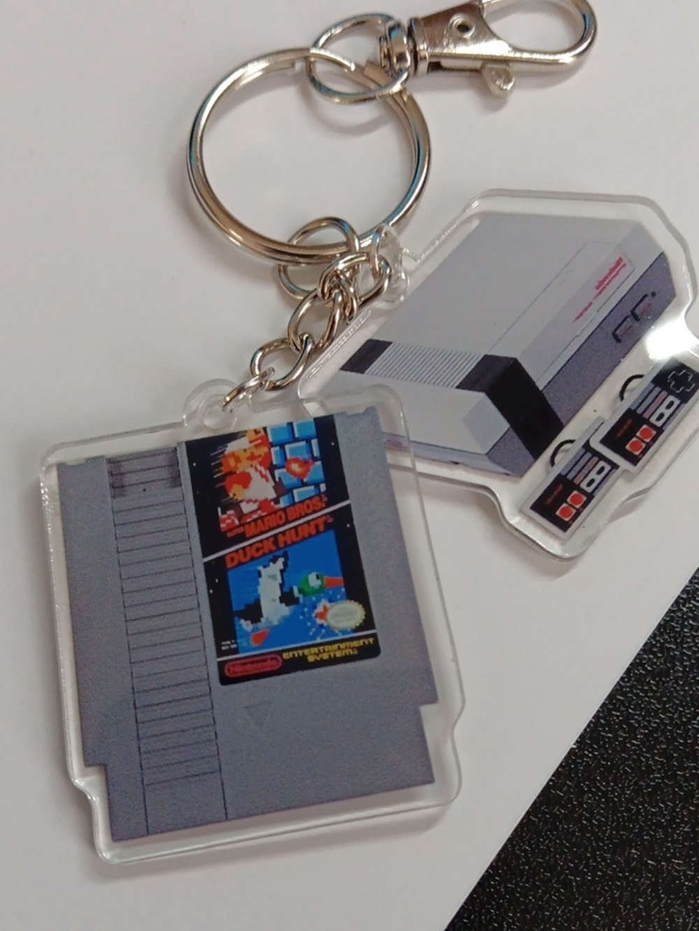 Keyring -Retro NES Console & Cartridge Keychain - Picture 5 of 5